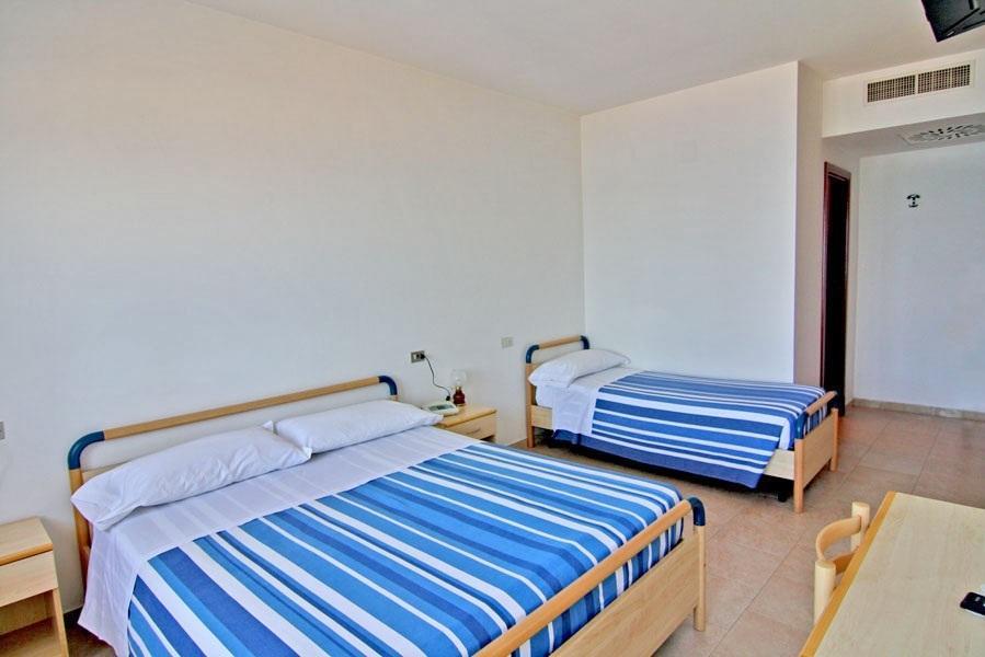 Hotel Palmarosa Roseto Degli Abruzzi Rum bild